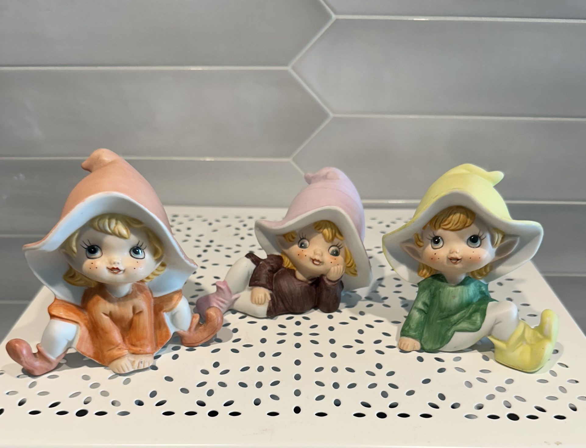  Set of 3 vintage homco pixie elves  Porcelain/ceramic.
