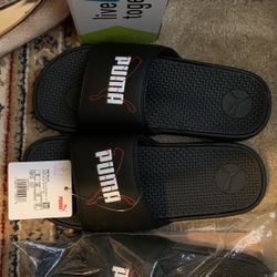 Pumas Slides Size 6