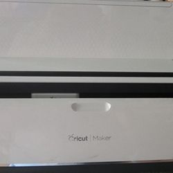 Cricut Maker 