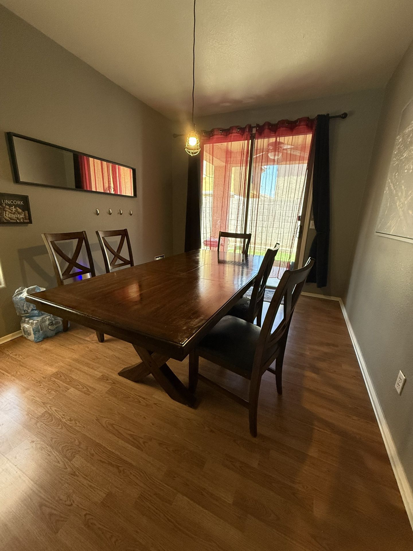 Dining room table - extendable