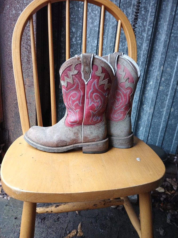 Ariat Boots Ariat Unbridled Size 8B