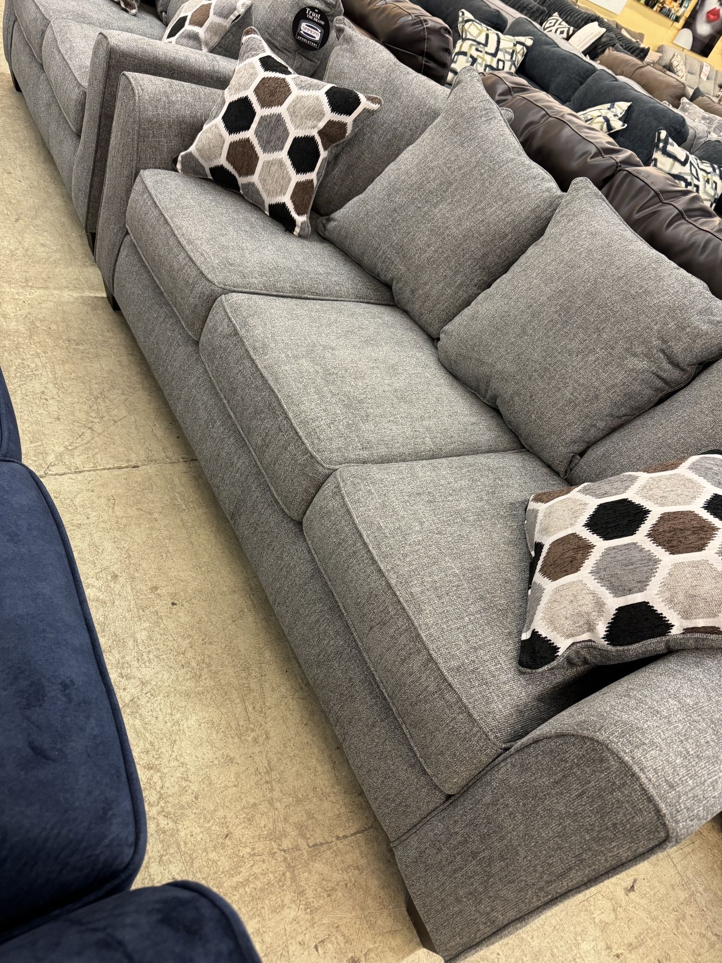 Brand New Simmon Sofa And Loveseat.