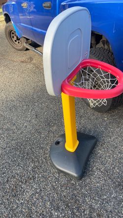 Basketball hoop , price 10$. Pick up. E. 72 and. Grandview. E. Tacoma