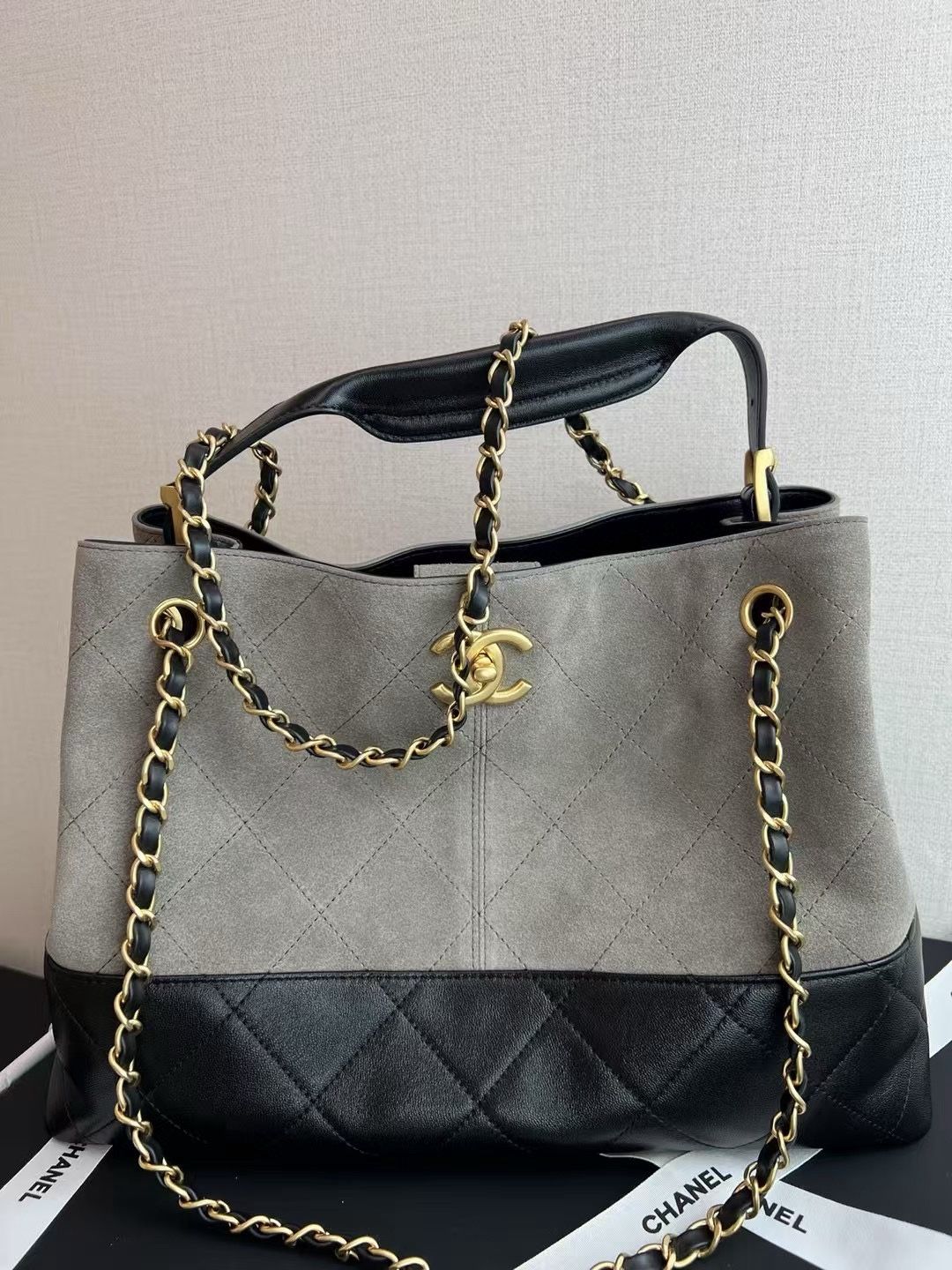 Chanel 25A suede new shoulder bag