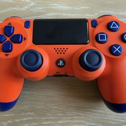 ***NO TRADES!!!*** Sunset Orange DualShock 4 controller ***NO TRADES!!!***