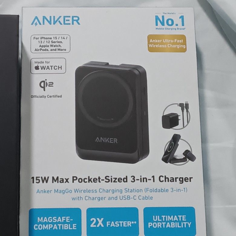 Anker 3in 1 Pocket Sized Charger