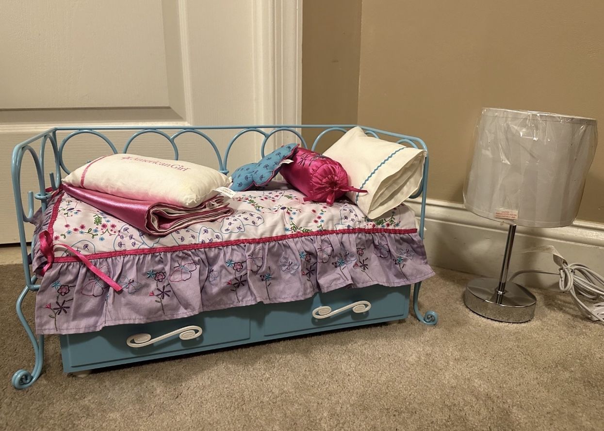 New In Box 18” Doll Trundle Day Bed American Girl Doll