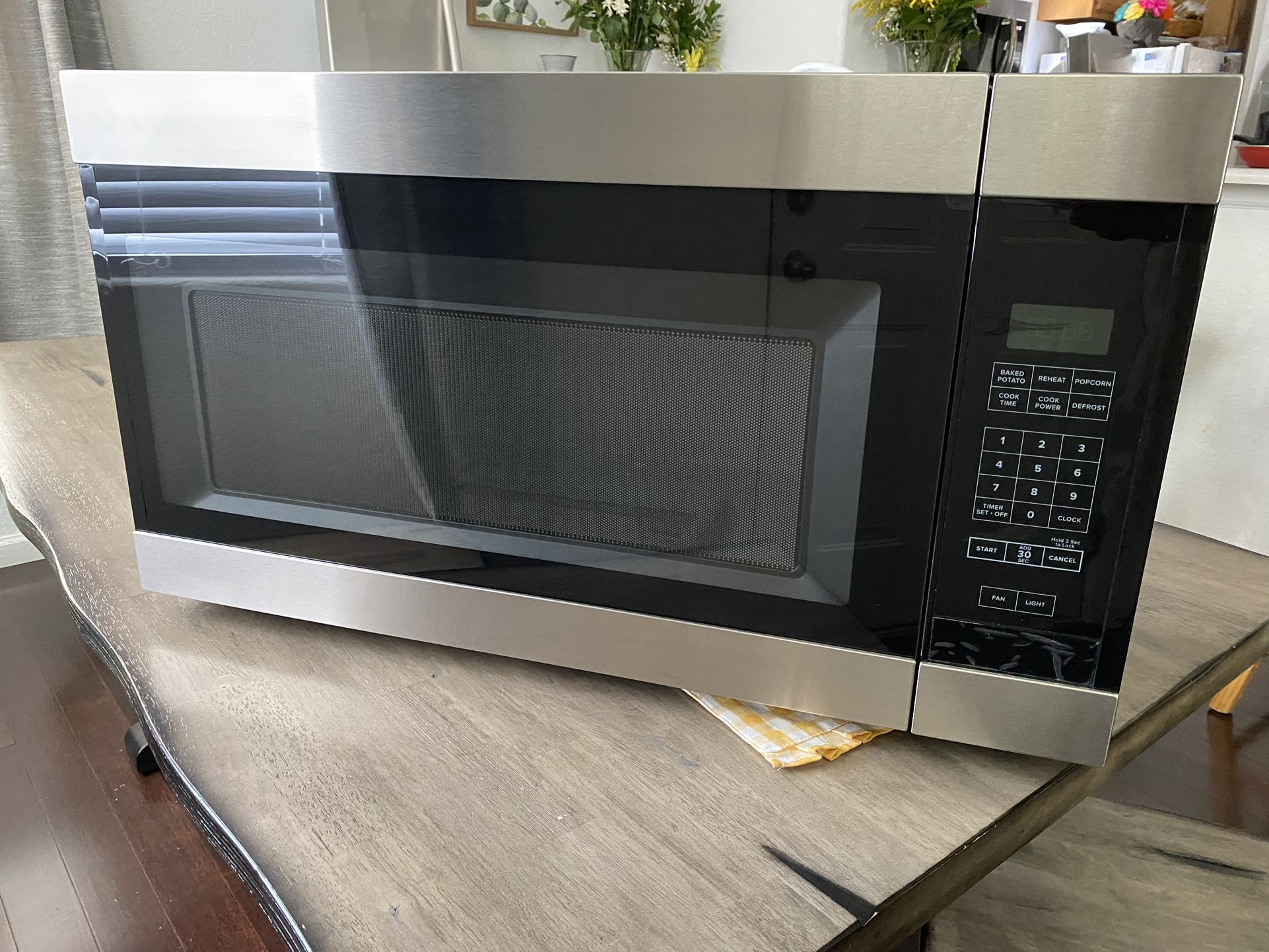 Amana Microwave Over The Range