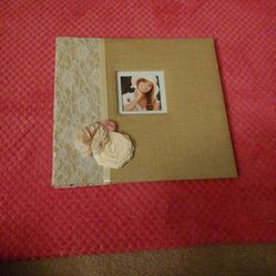 Scrapbook / Photo Album
