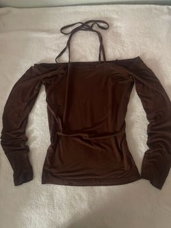 Brown Off-the-Shoulder Long Sleeve 🐒 Size Small