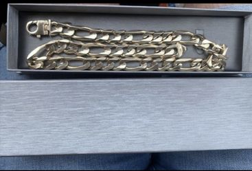 Gold chain figaro