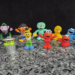 SESAME STREET FIGURE LOT 