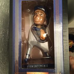 Fernandomania Fernando Valenzuela Bobblehead