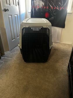 Medium size dog crate