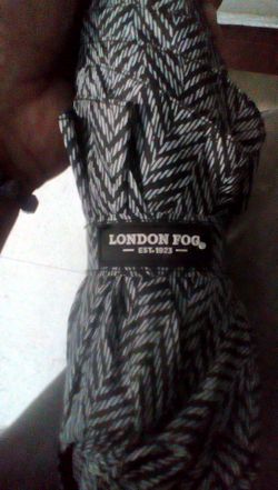 London Fog Automatic Umbrella in brand new condition