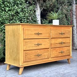 Mid Century Modern MCM 6 Drawer Lowboy Dresser LA Period Solid Wood