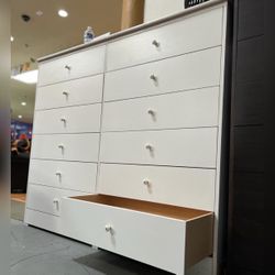 12 Drawer Dresser