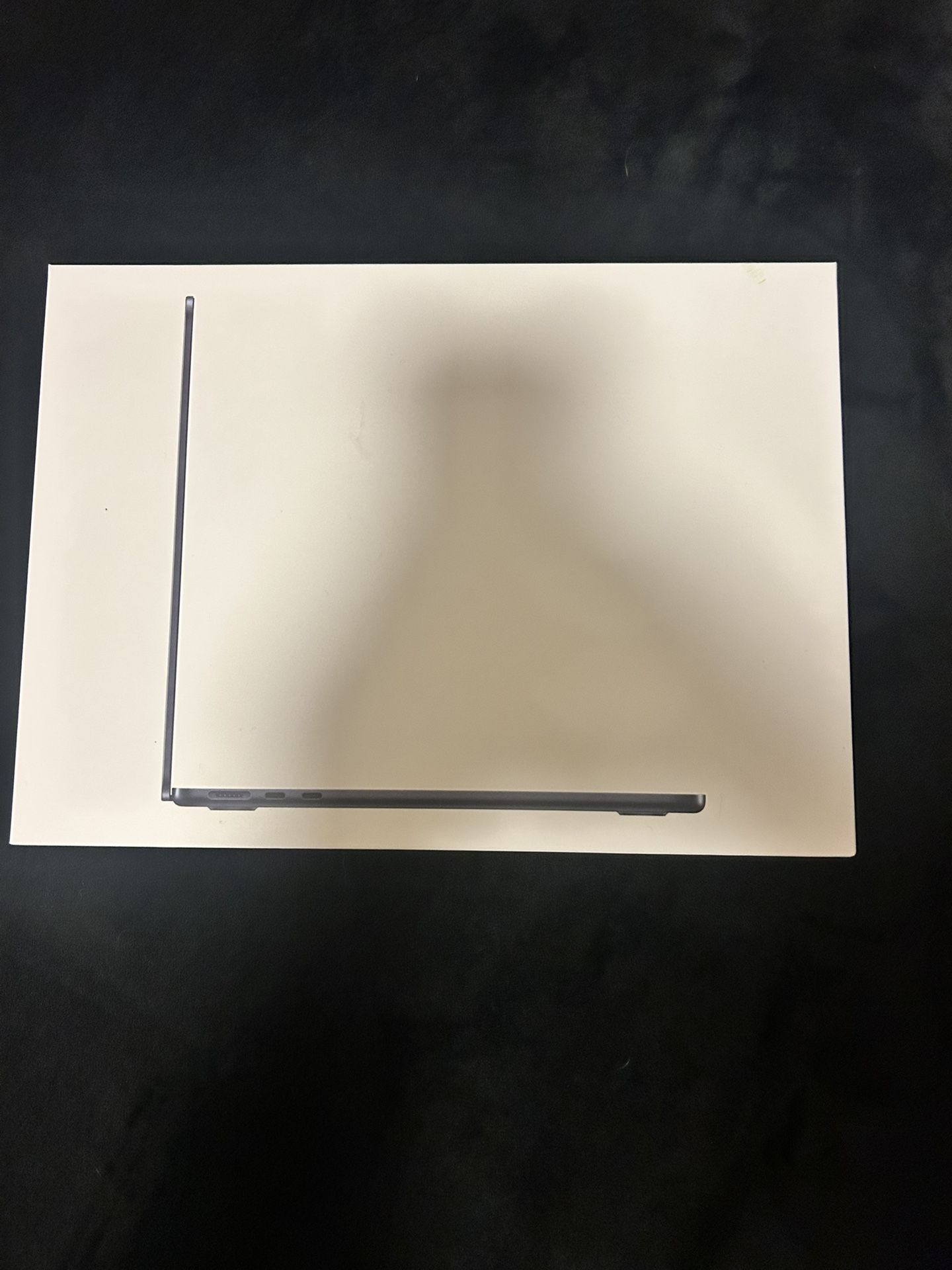 2022 MacBook Air, M2 Chip