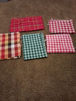 Big table clothes nice 5.00 each