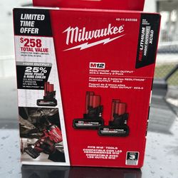 🔋 Milwaukee M12 REDLITHIUM HIGH OUTPUT XC5.0 Battery 2-Pack (NEW) / Paquete de 2 Baterías NUEVAS