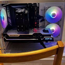 RX 7800 XT Gaming PC – Ryzen 7 7700X – 32GB DDR5 – 1TB NVMe – 1440p 180Hz Monitor Included