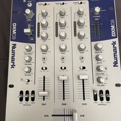 DJ Mixer - Numark DXM09 for Sale in Las Vegas, NV - OfferUp