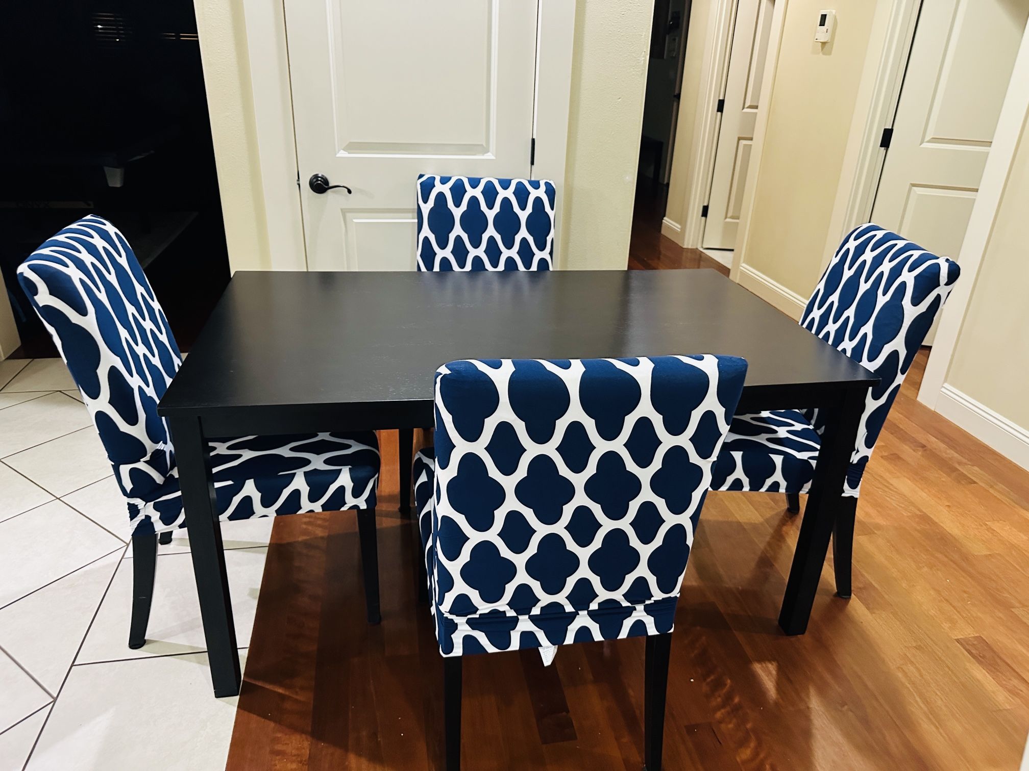 Solid Dining Table and 4 Upholstery Chairs
