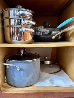 Stainless steel stacked cookware / steamer