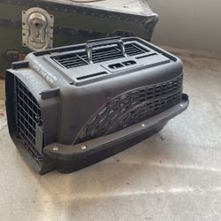 Median To Large Pet Carrier 