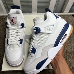 2025 Nike SB x Air Jordan 4 Retro SP Navy 