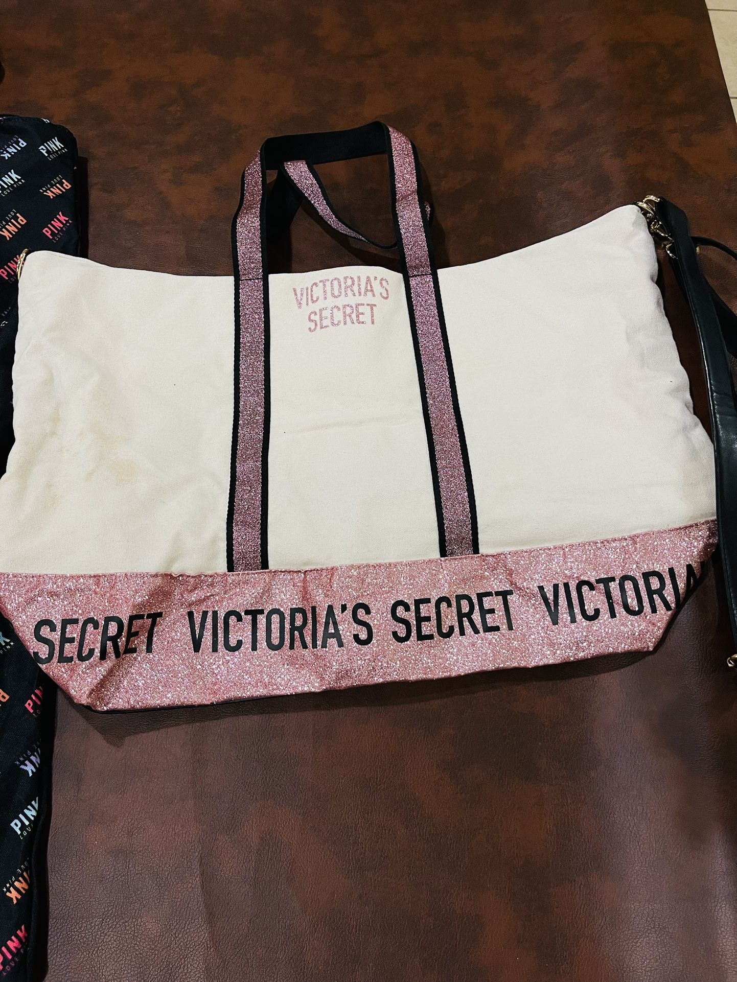 Victoria’s Secret Travel Bag