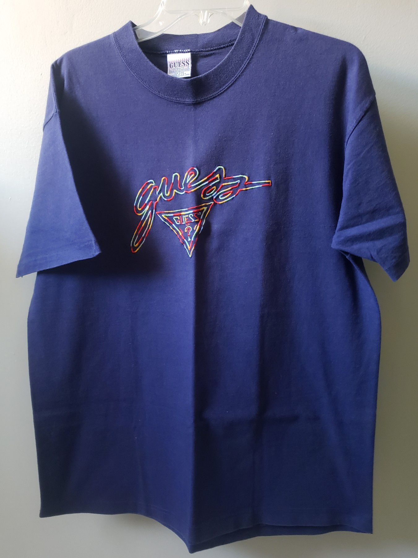 Vintage Guess Embroidered Tee size OSFA
