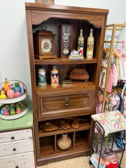 Bookshelf