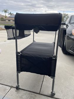 Sweeby portable baby changing Station