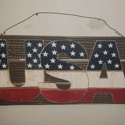 HANGING WALL DECOR WOOD PAINTED RED WHITE BLUE STARS STRIPES USA FLAG 3D UNITED STATES OF AMERICA MILITARY 3D WALL DECOR