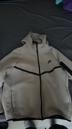 Nike tech