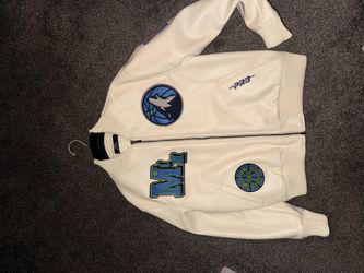 Minnesota Timberwolves Pro Standard Varsity Jacket (Men’s Large)