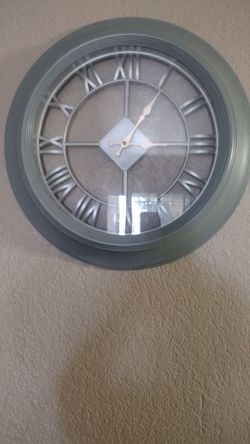Clock and leaves