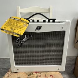 Fender Mustang I V2 20Watt Amp Limited Edition