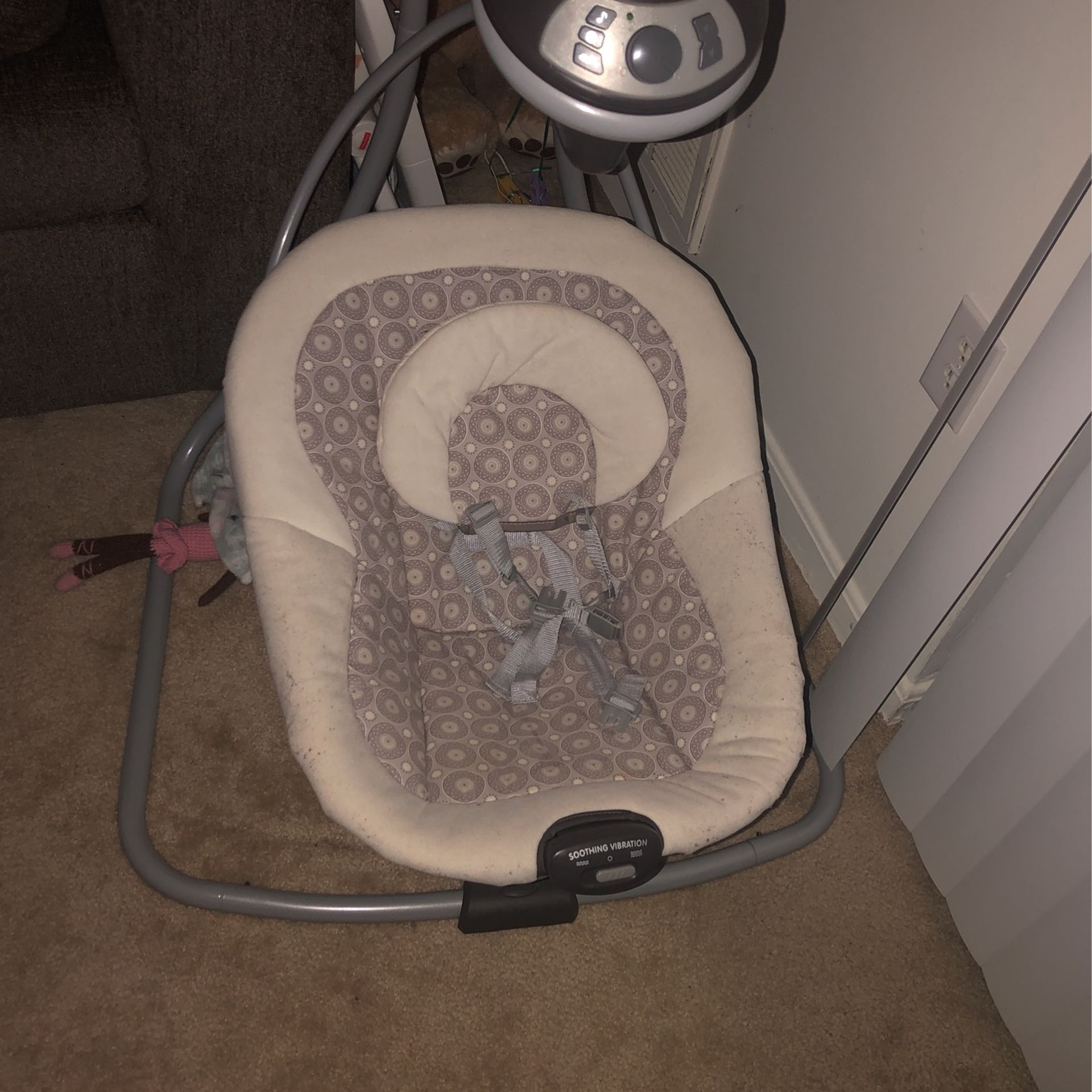 Graco Baby Swing 