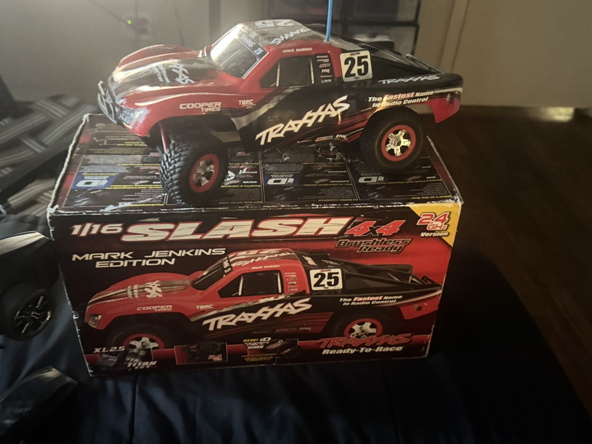 Traxxas Slash Car