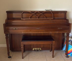 Kimball piano