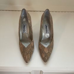 Jasmin Cork And Gold Pumps
