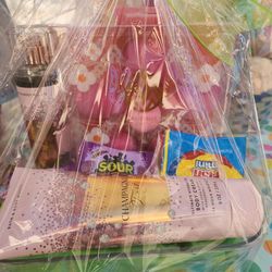 Bath and Body Works  Easter Basket