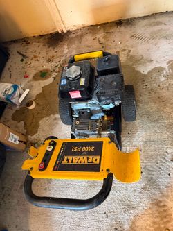 DeWalt 3400 PSI Gas Pressure Washer