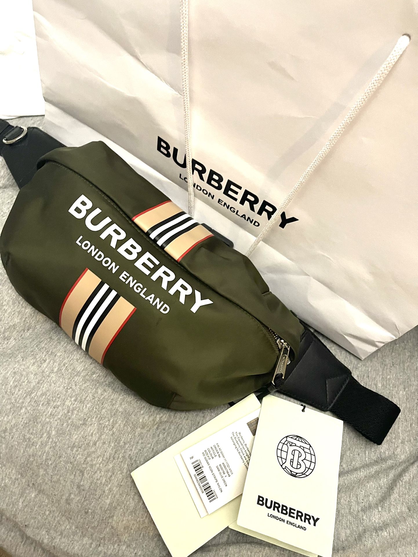 BURBERRY MENS BAG (AUTHENTIC)