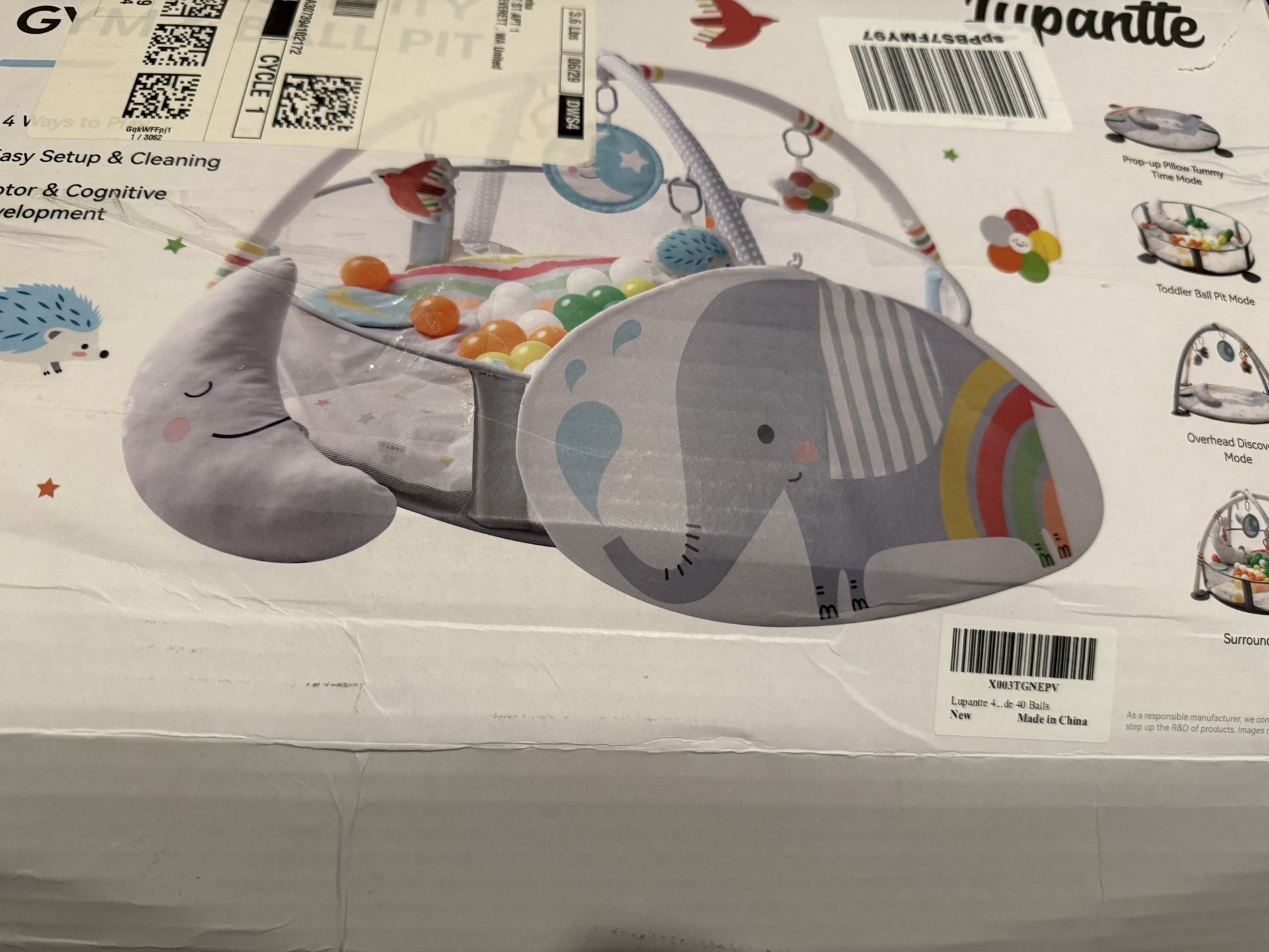 BRAND NEW in plastic still— Lupantte Baby Play Gym With mat With Ball Pit. 