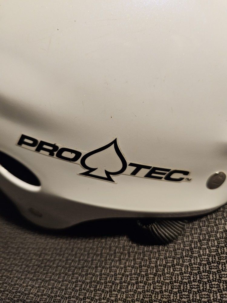 Pro Tech Helmet 