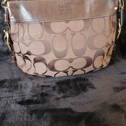 COACH "ZOE" HOBO SHOULDER BAG