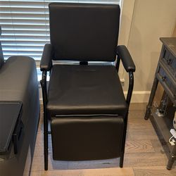 Salon shampoo/tattoo chair